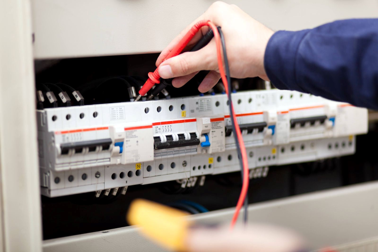 Elektrik Tesisatlarında Kısa Devre Akımlarının Hesaplanması